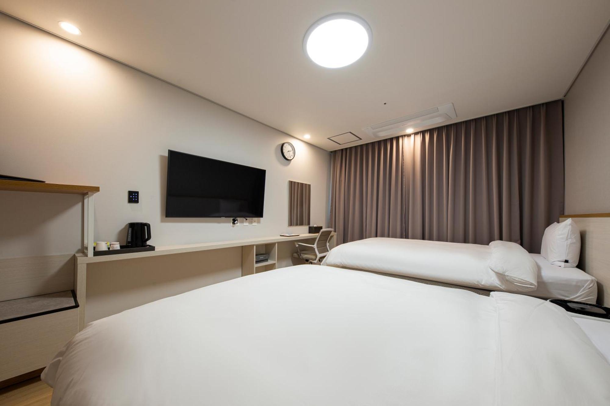 SureStay Plus Hotel by Best Western Asan Zimmer foto